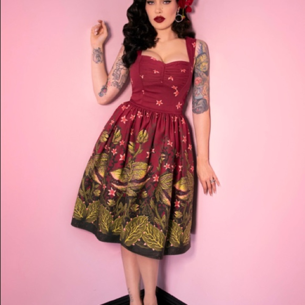 Vixen by Michelin Pitt Tropical Terror Swing Dress Sz. Small NWT